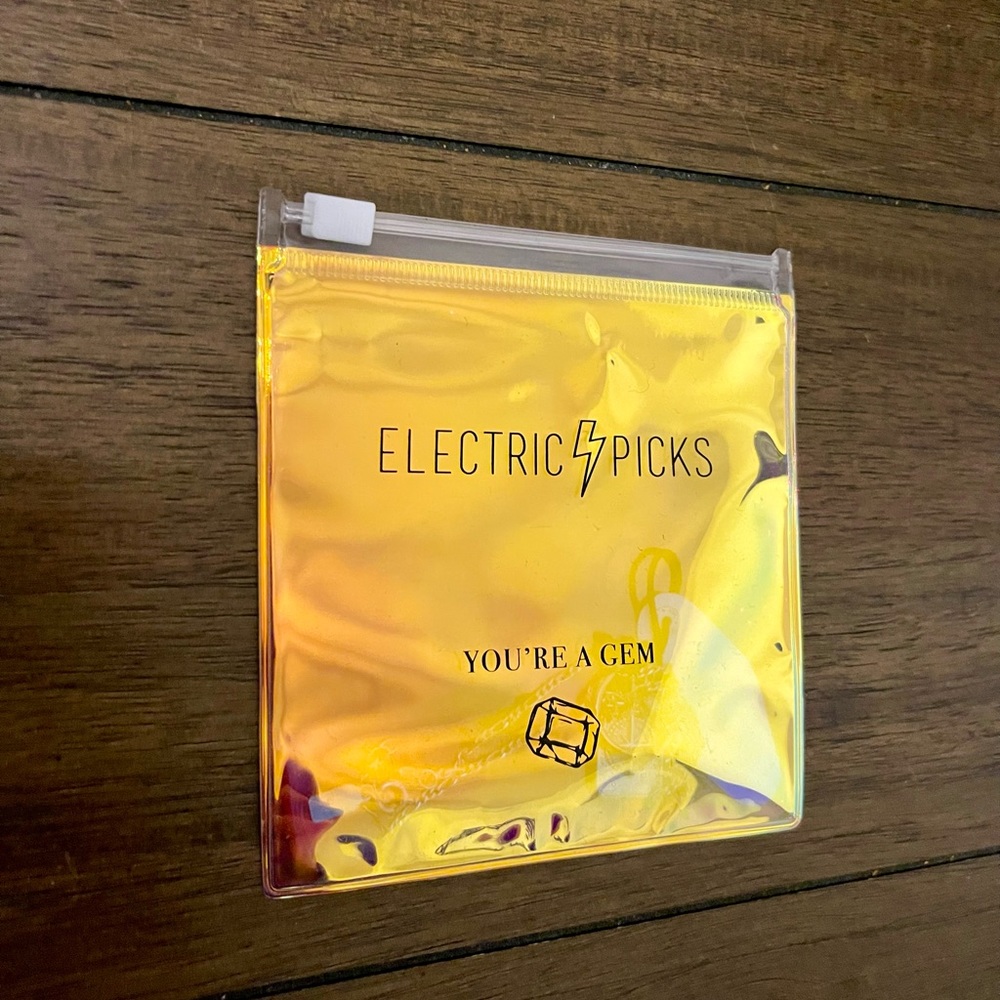 Electric Picks - Lila Necklace